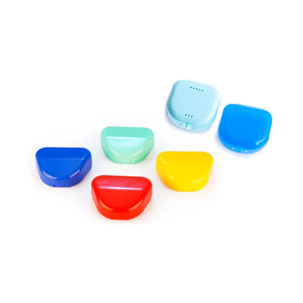 Oro retainer box triangular shape in mauve, durable plastic case with vents for moisture prevention